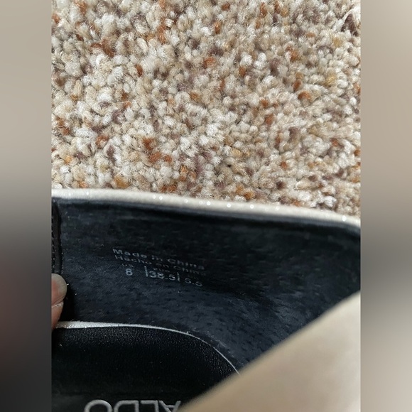 Aldo Silver Shimmer Crystal Cut Studded Formal Heels Size 7.5 Pointed Toe Classy - Picture 10 of 12